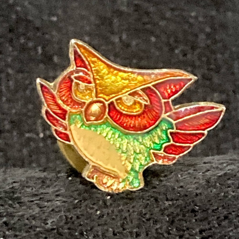 Colorful owl pin Vintage